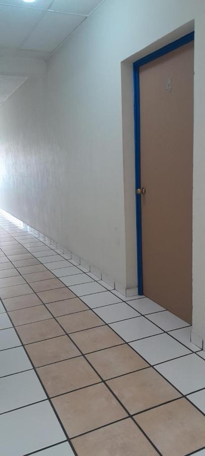 Hotel Happy House San Salvador Extérieur photo